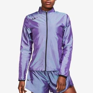 SOLD | *NEW* Nike Running future air jacket